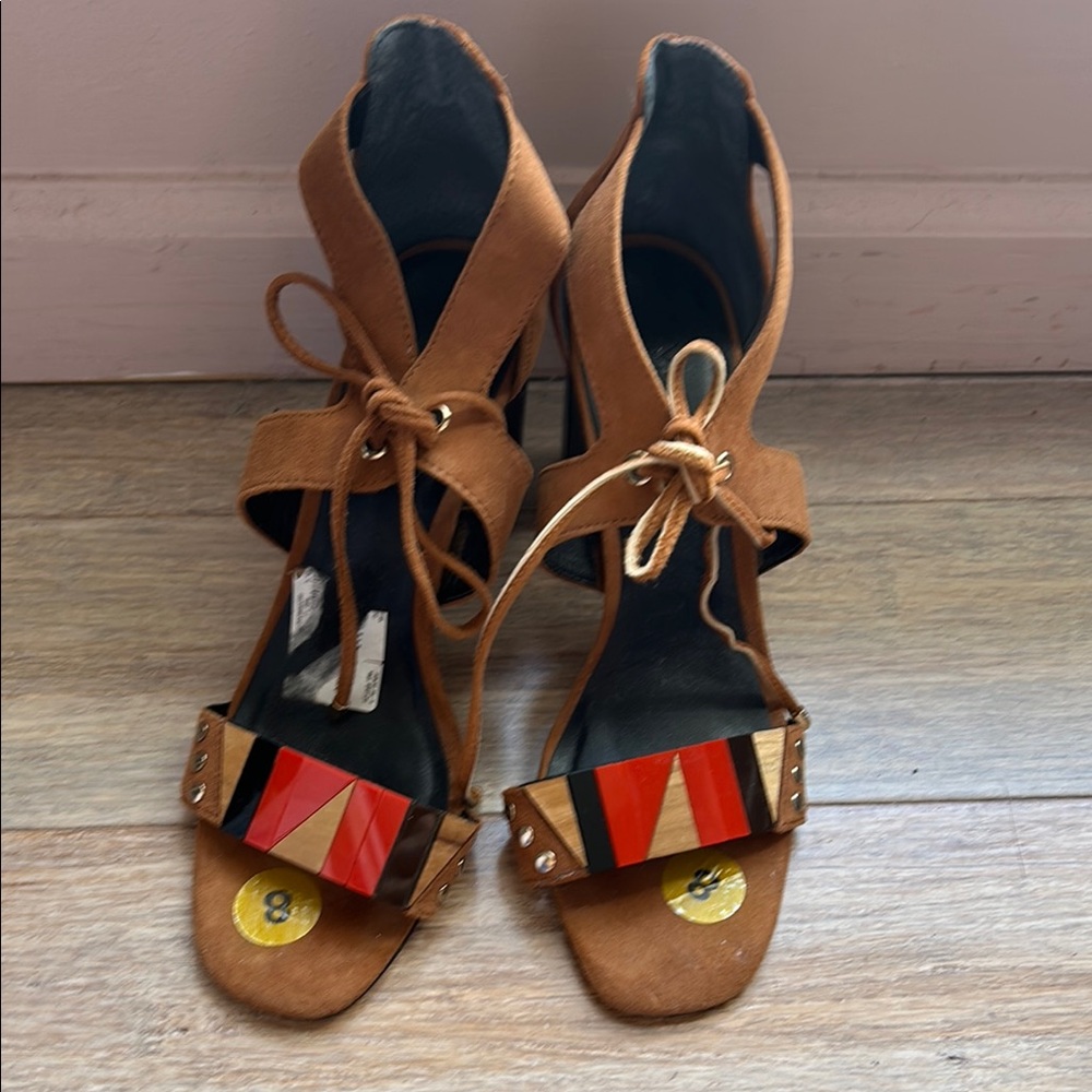 M4D3 CAMEL BROWN LACE-UP STRAPPY OPEN TOE PUMPS WOMEN SZ 8 *EUC*